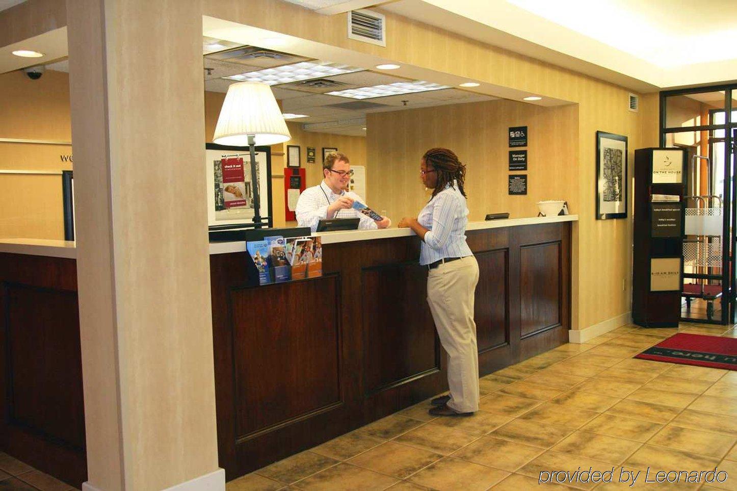 Hampton Inn Adel Interior photo